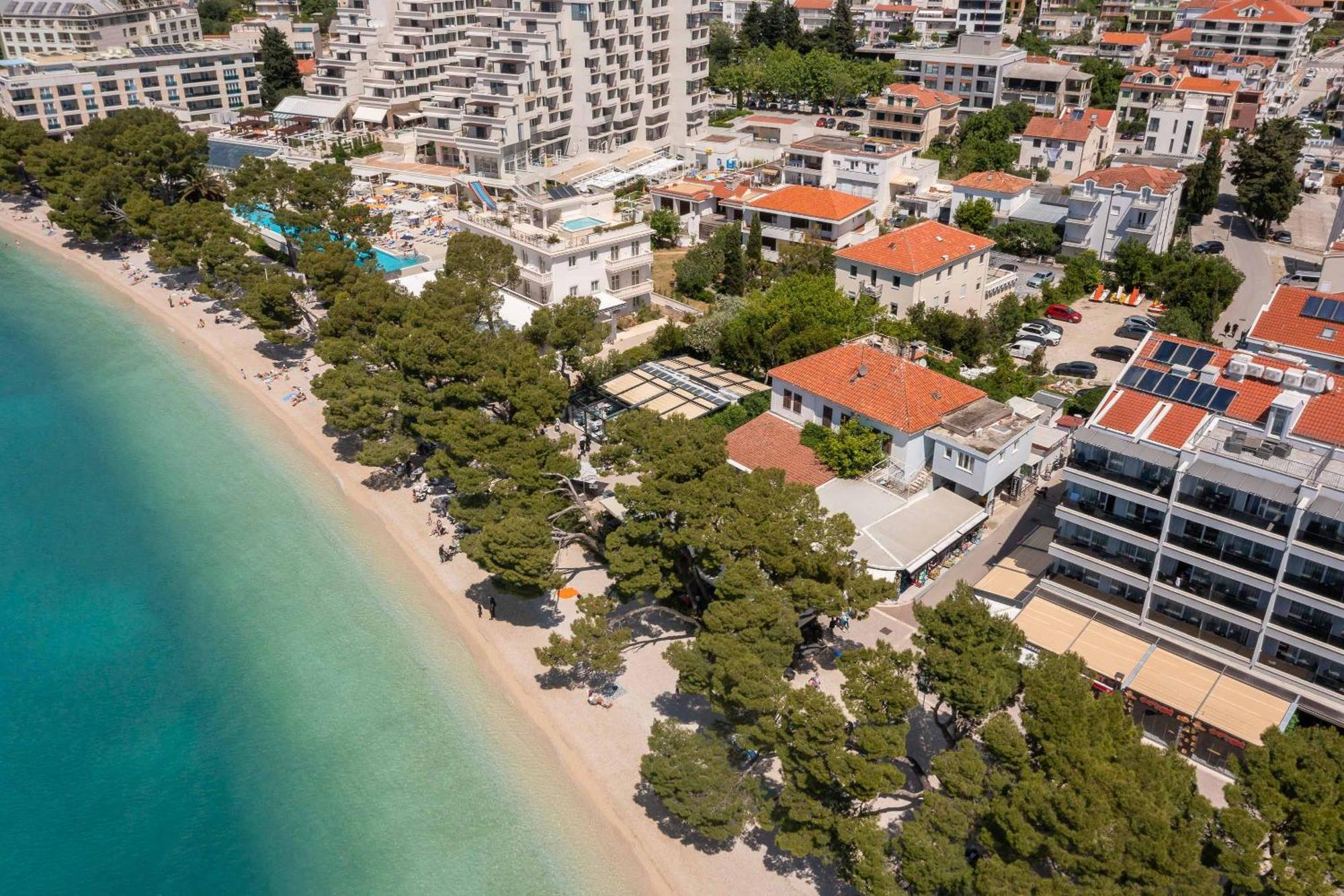 Magnolia Center 1 Makarska