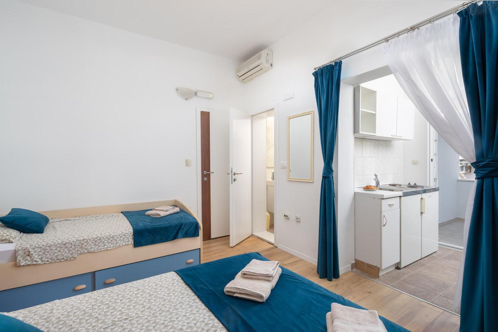 Magnolia Center 1 Apartment Makarska